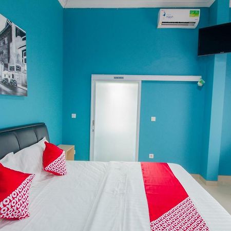 Hotel Oyo 871 Aira Costel Cianjur Zewnętrze zdjęcie