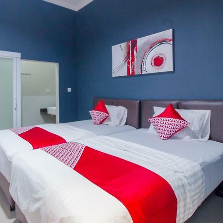 Hotel Oyo 871 Aira Costel Cianjur Zewnętrze zdjęcie