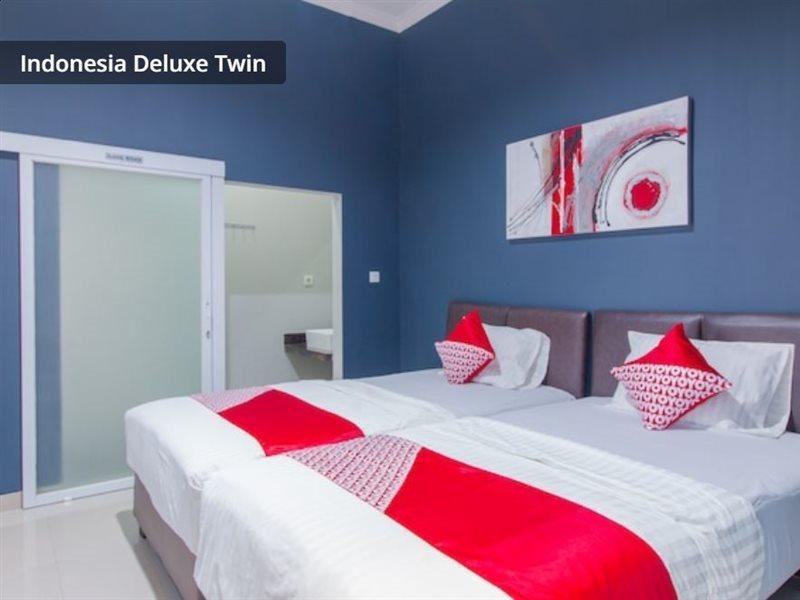 Hotel Oyo 871 Aira Costel Cianjur Zewnętrze zdjęcie