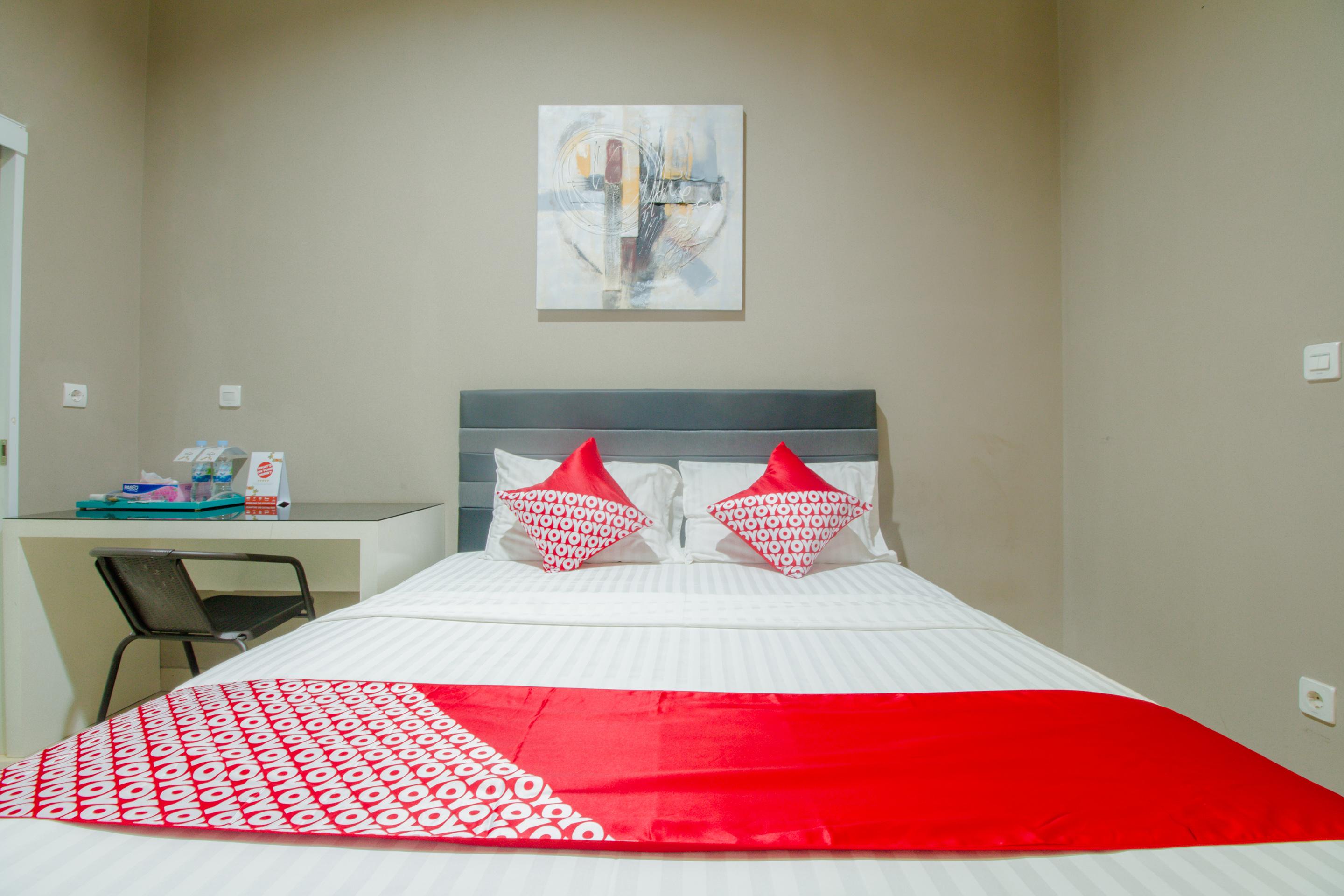 Hotel Oyo 871 Aira Costel Cianjur Zewnętrze zdjęcie