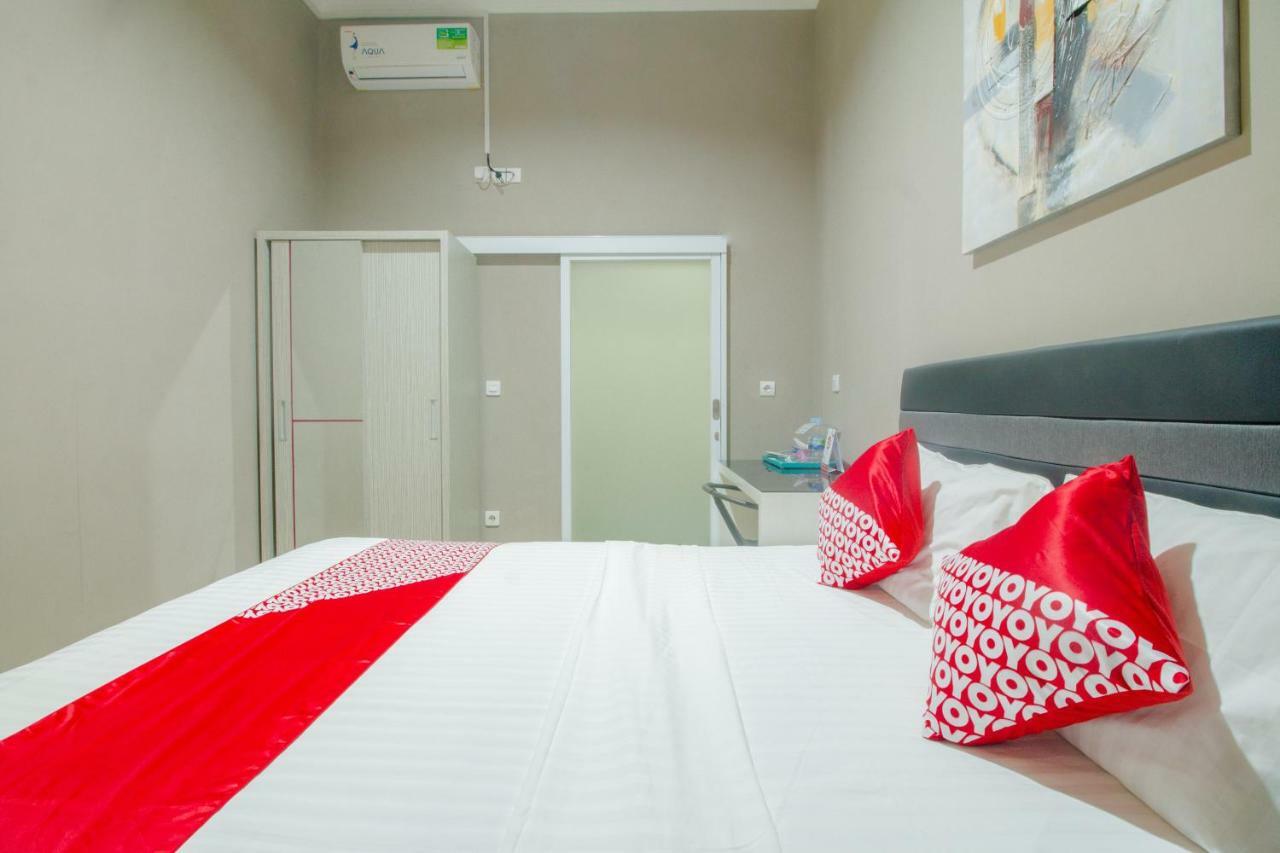 Hotel Oyo 871 Aira Costel Cianjur Zewnętrze zdjęcie